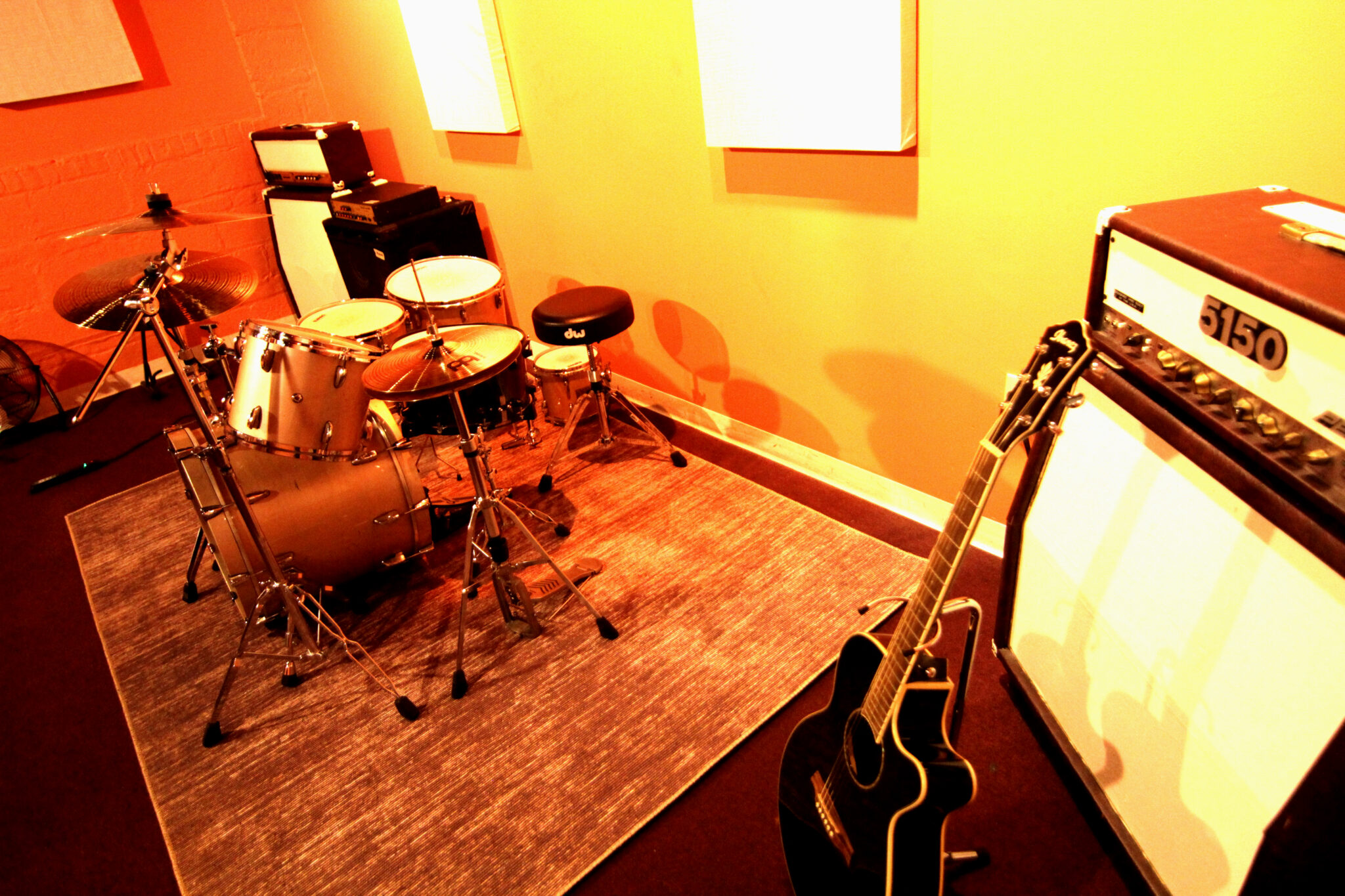 STUDIO 4